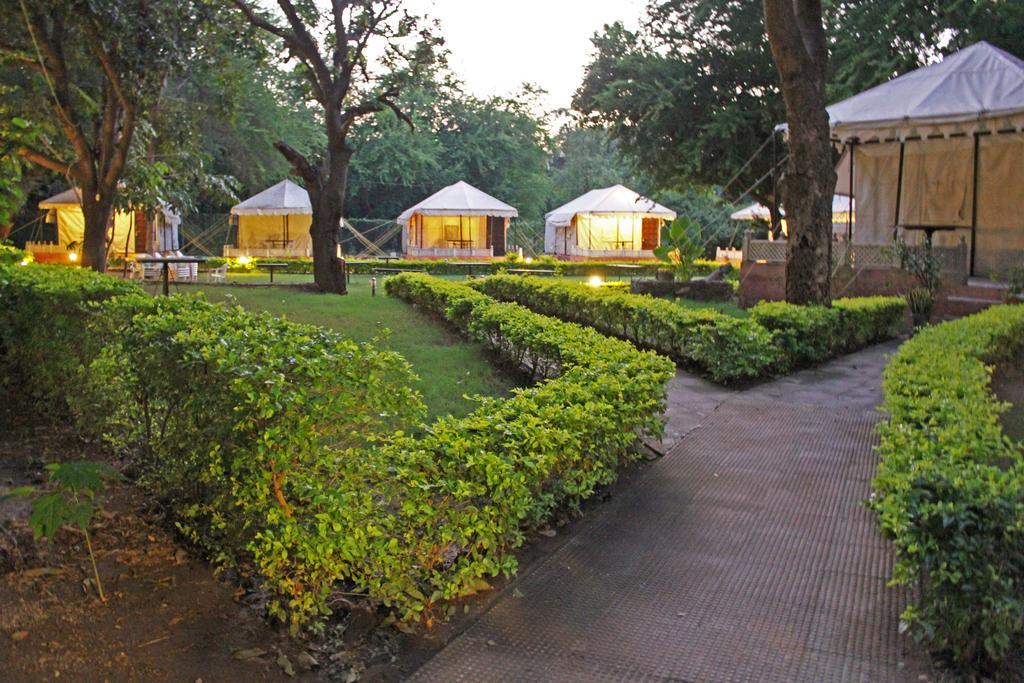 The Aravali Tent Resort Удайпур Экстерьер фото